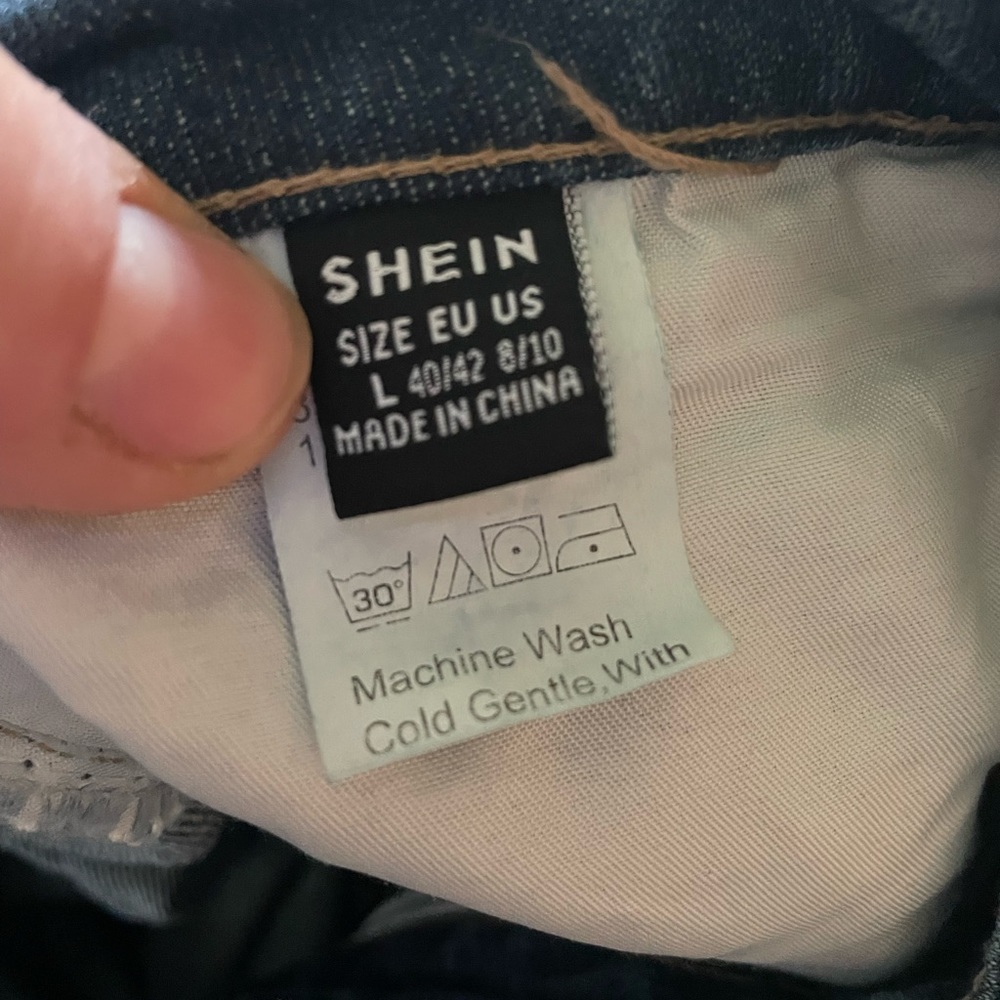 Shein Bi-Color Ripped Jeans - Picture 5 of 5